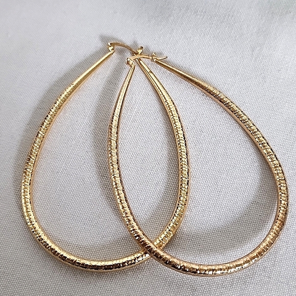 Large Gold Teardrop Hoop Earrings - Picture 8 of 8
